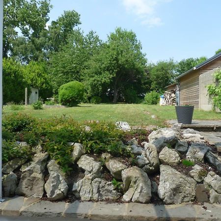 Gite Aische-En-Refail Exterior foto
